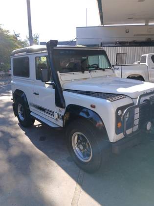 LAND ROVER DEFENDER 2.5 90 SW TETO RIGIDO 4X4 TURBO INTERCOOLER DIESEL 2P MANUAL LAND ROVER DEFENDER 2.5 90 SW TETO RIGIDO 4X4 TURBO INTERCOOLER DIESEL 2P MANUAL